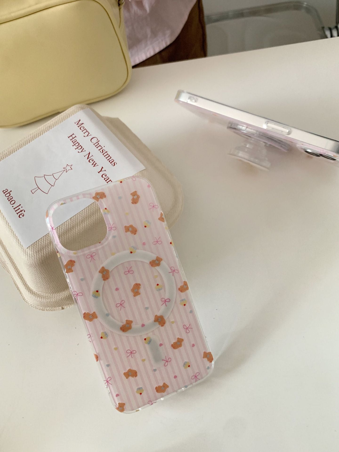 Cherry Teddy Ribbon Magsafe Case