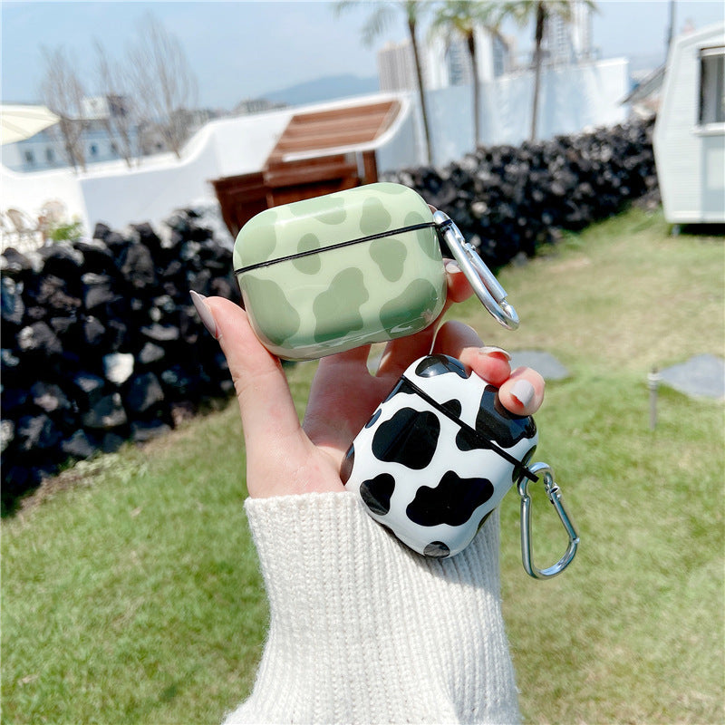 Moo Print AirPods Case