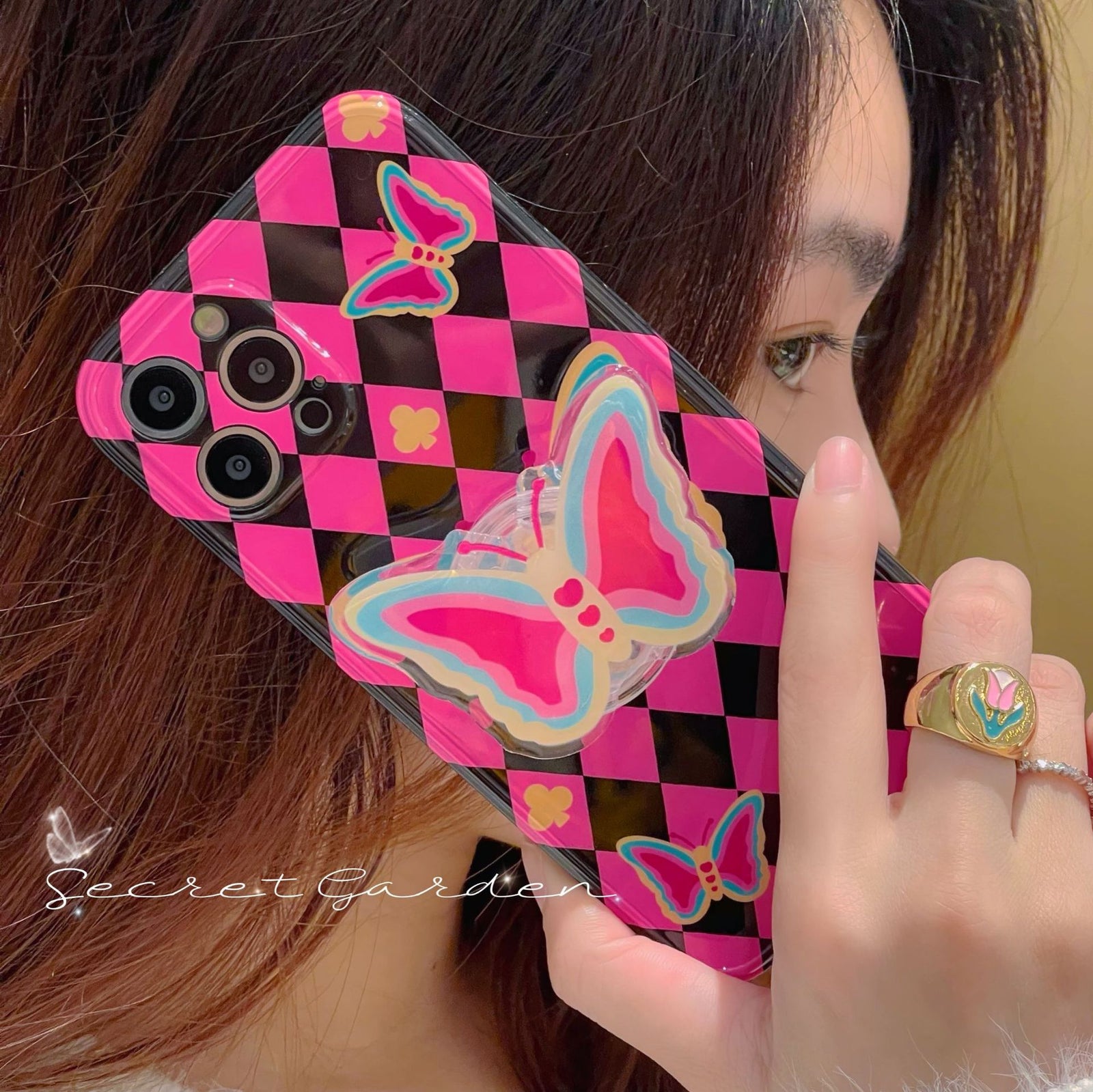 Black Pink Argyle Butterfly Pop Socket Case