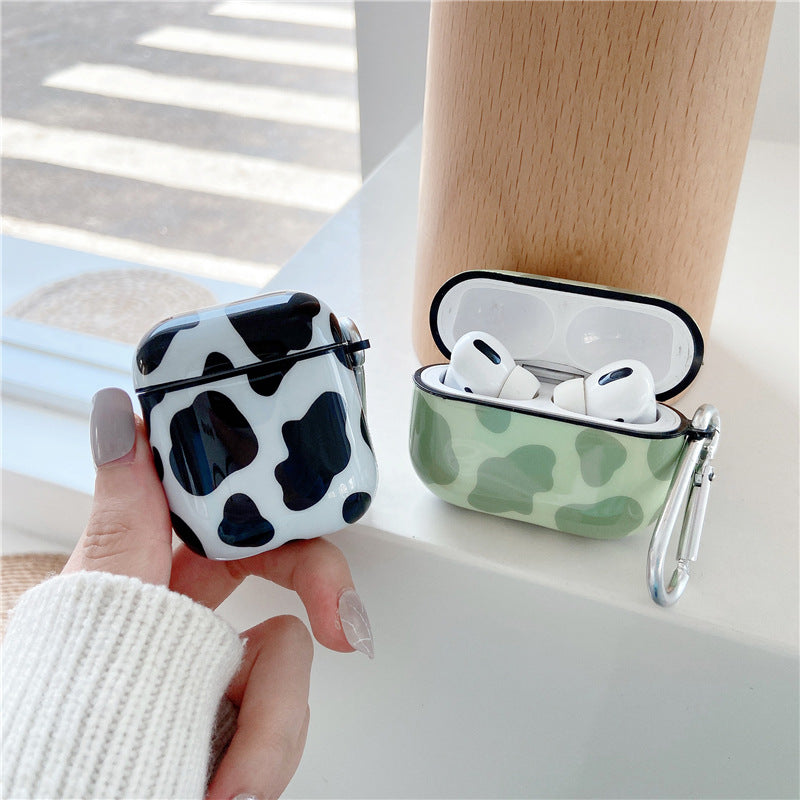 Moo Print AirPods Case